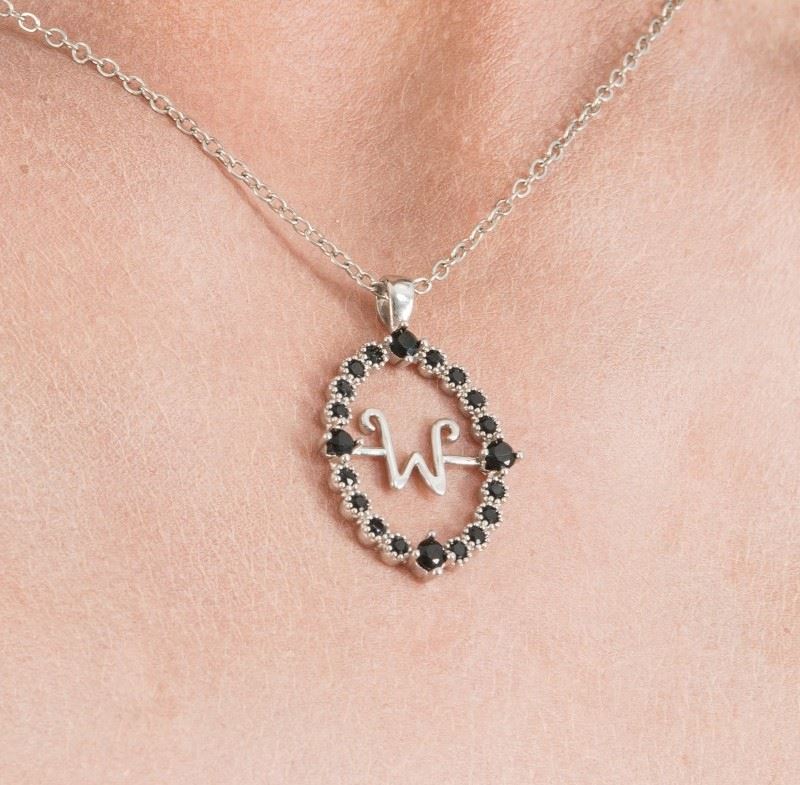 Collier Morticia Wednesday 