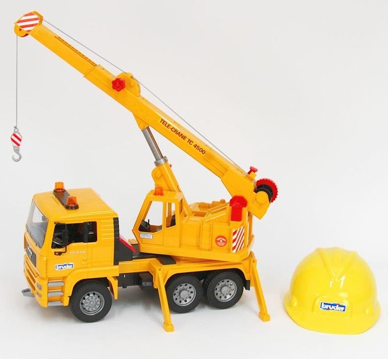 BRUDER Bauset MAN TGA Kran-LKW mit Baustellenspielhelm