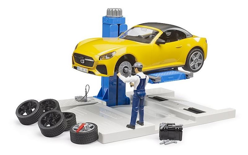 bworld PKW Service Center mit BRUDER Roadster